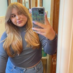 Meet your Posher, Raquel